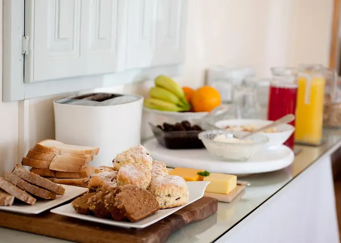 Tower Oda ve Kahvaltı Mallow